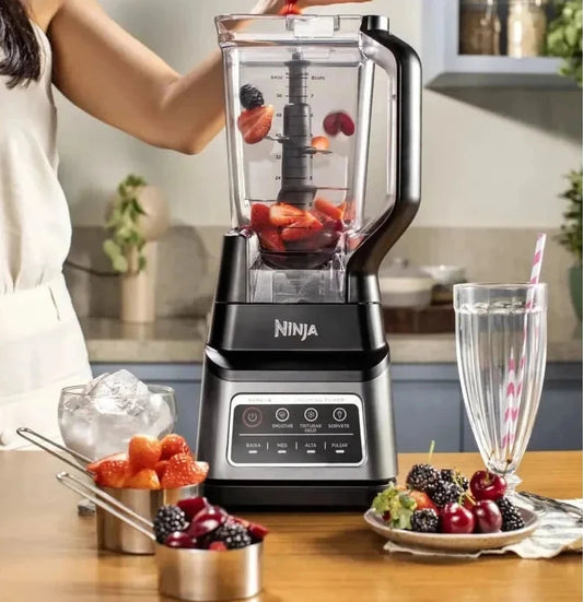 Ninja Titanium Plus® – Licuadora Multifuncional 3 en 1 de Potencia Avanzada